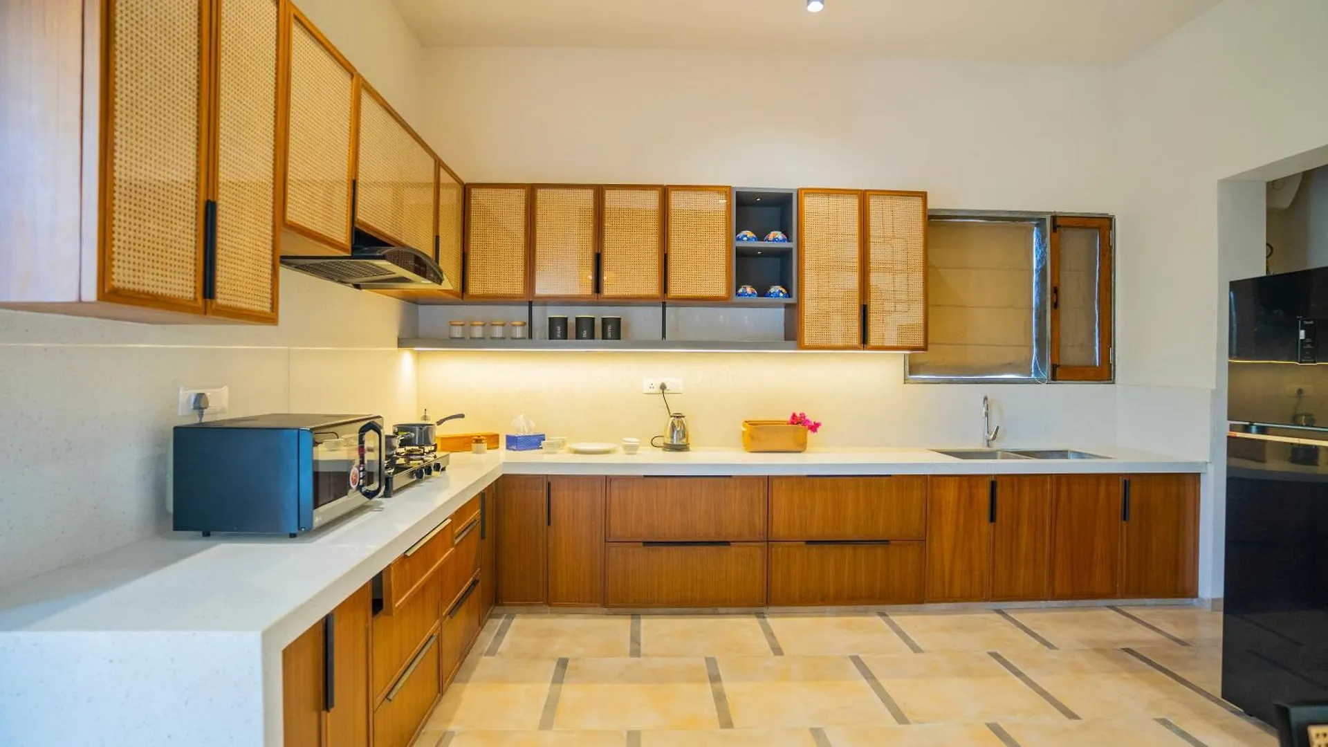 Saffronstays Moringa Valley - Cidar Villa Udaipur