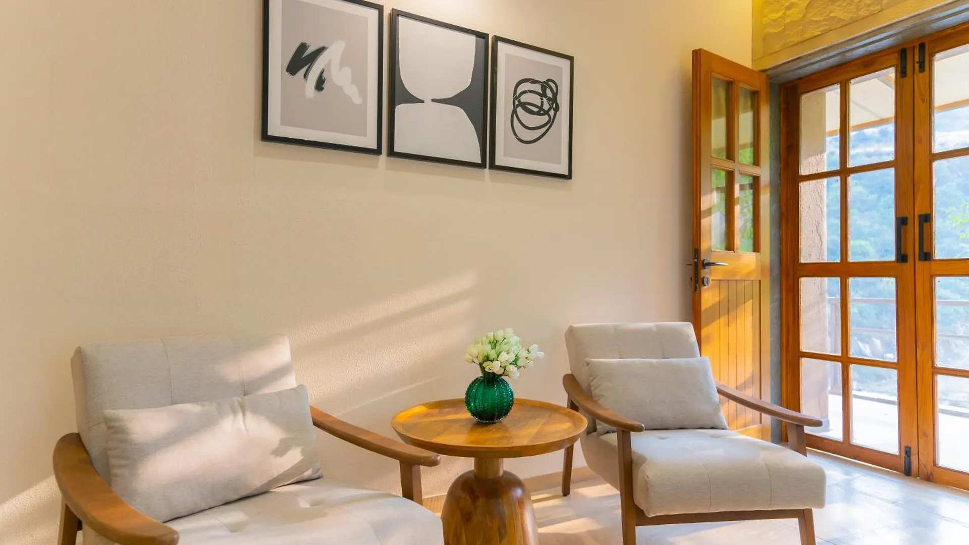 Saffronstays Moringa Valley - Cidar Villa Udaipur 0*,